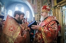 Клирики монастыря удостоены богослужебно-иерархических наград_1