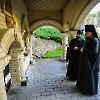 Обитель посетил архиепископ Роменский и Бурынский Иосиф_18